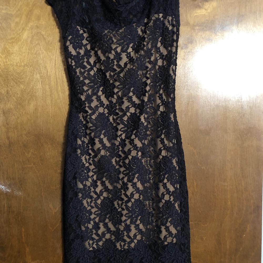 Black & Nude Lace body fitted dress size 7/8 just reduced need sales